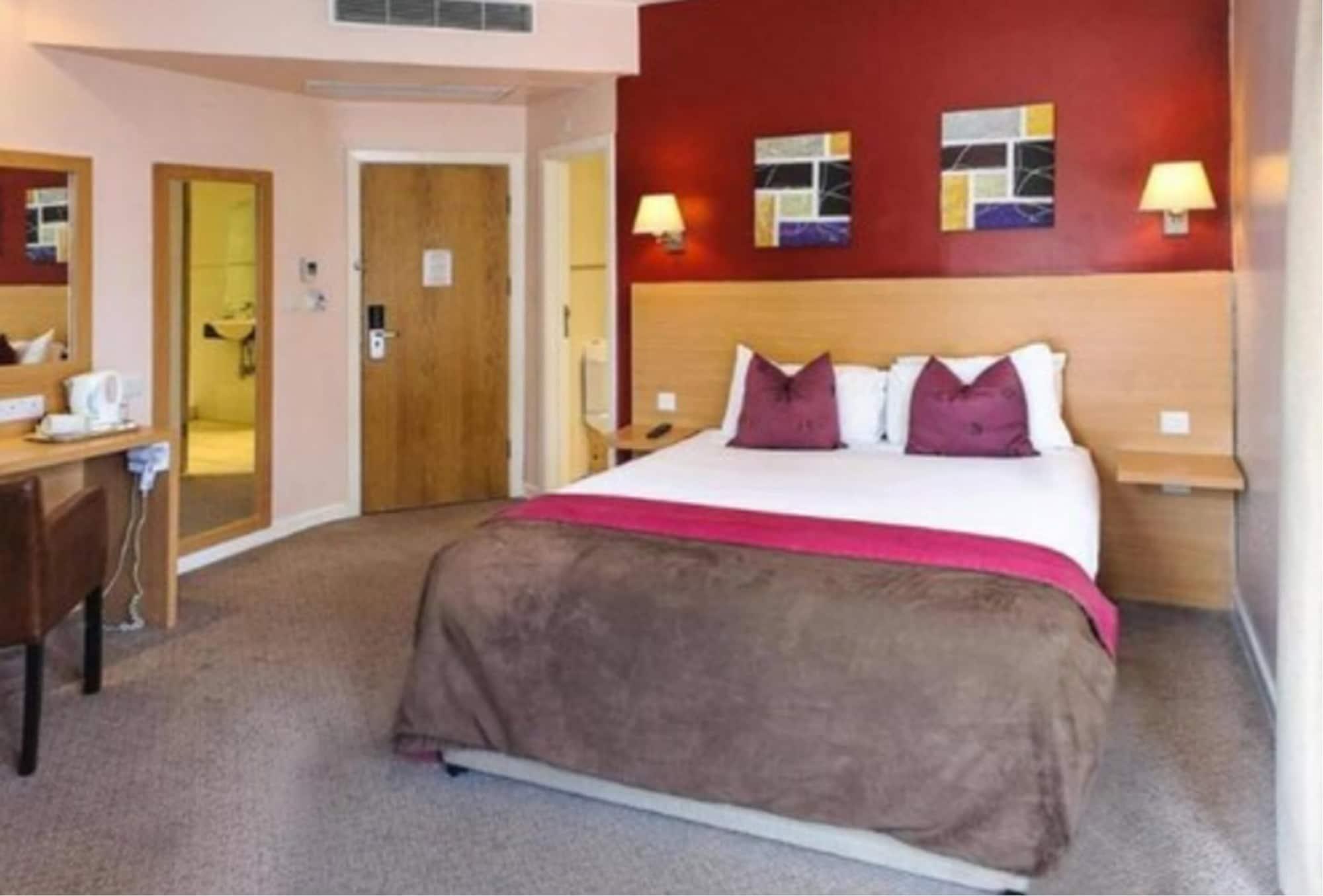 The Luton Hotel מראה חיצוני תמונה