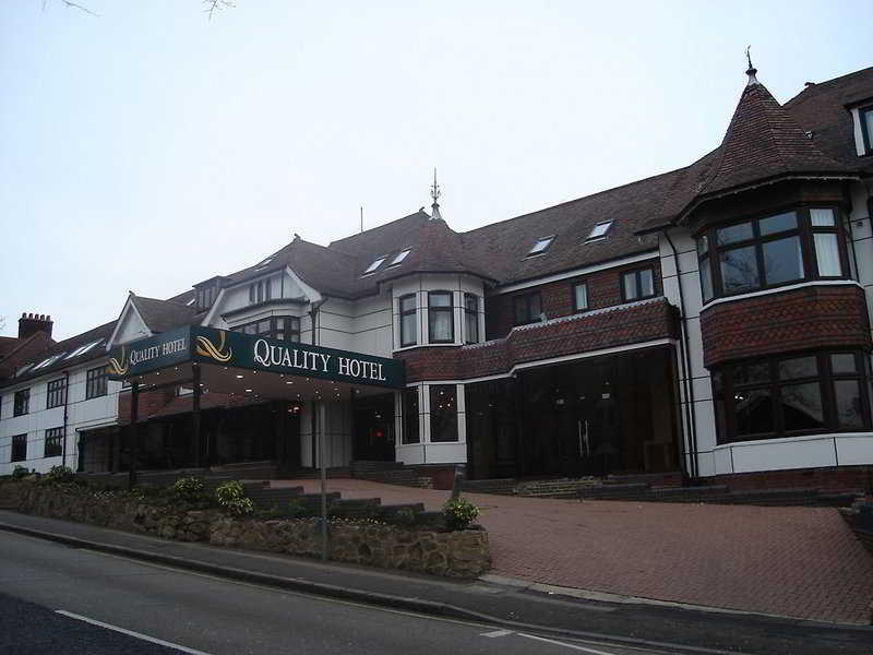 The Luton Hotel מראה חיצוני תמונה